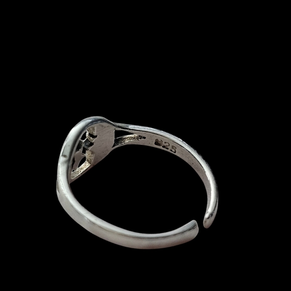 Moon and Star Toe Ring, adjustable .925 Sterling Silver - Picture 5 of 5